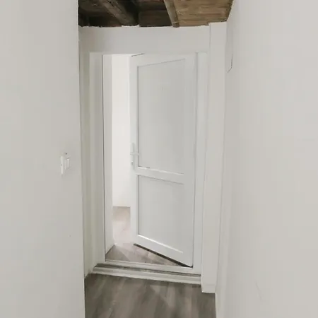 3 Minuti Dall'acquario Di Appartement